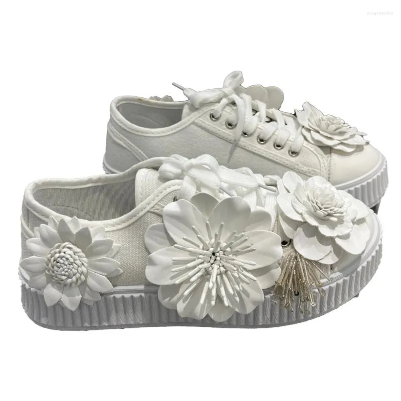 Casual Shoes White Sneakers 5cm High Platform Spring Flower Wheel Canvas Wedding Bride Shoe bekväm