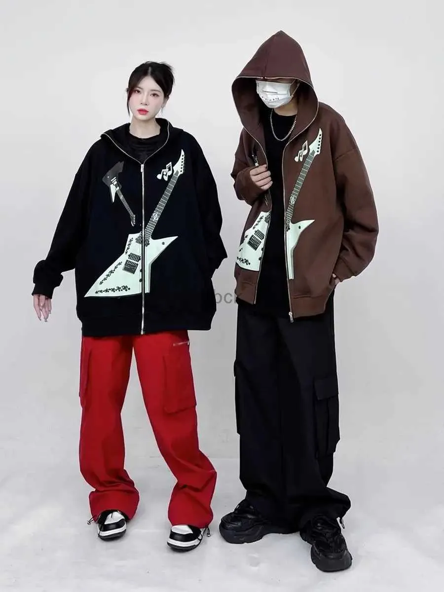 Capucha masculina Harajuku rock punk guitarra impresa chaqueta impresa hombres y mujeres tendencia de otoño e invierno de capules de algodón suelto ropa y2k 240412