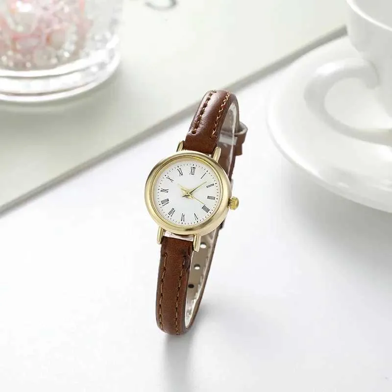 Womens Watch Brown Leather‎ Band Round Case Analog Display Casual Wristwatch Women main image 4