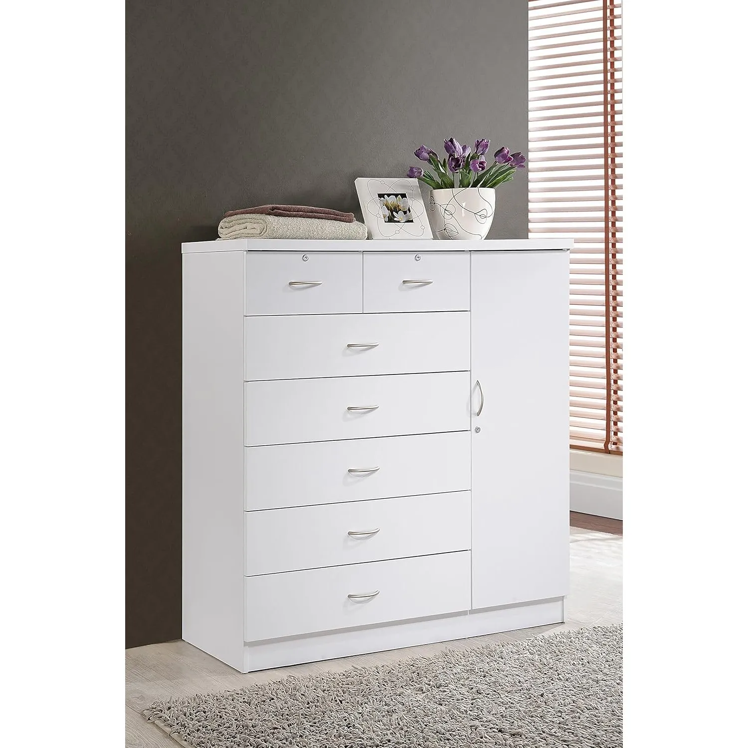 Hodedah 7 drawer jumbo chest discount
