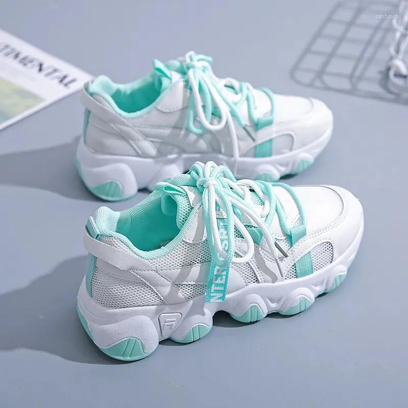 Chaussures décontractées Fashion Femmes Automne Korean Platform Sneakers respirant Outdoor Walking Comes Couleurs mixtes Slip on Vulcanize Lacet Up