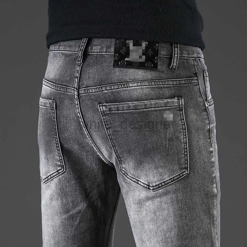 Diseñador para para hombres Spring New Jeans Cotton Bullet de algodón Fit Pequeños pies pequeños Pantalones de moda Gray Gray Bull Bull