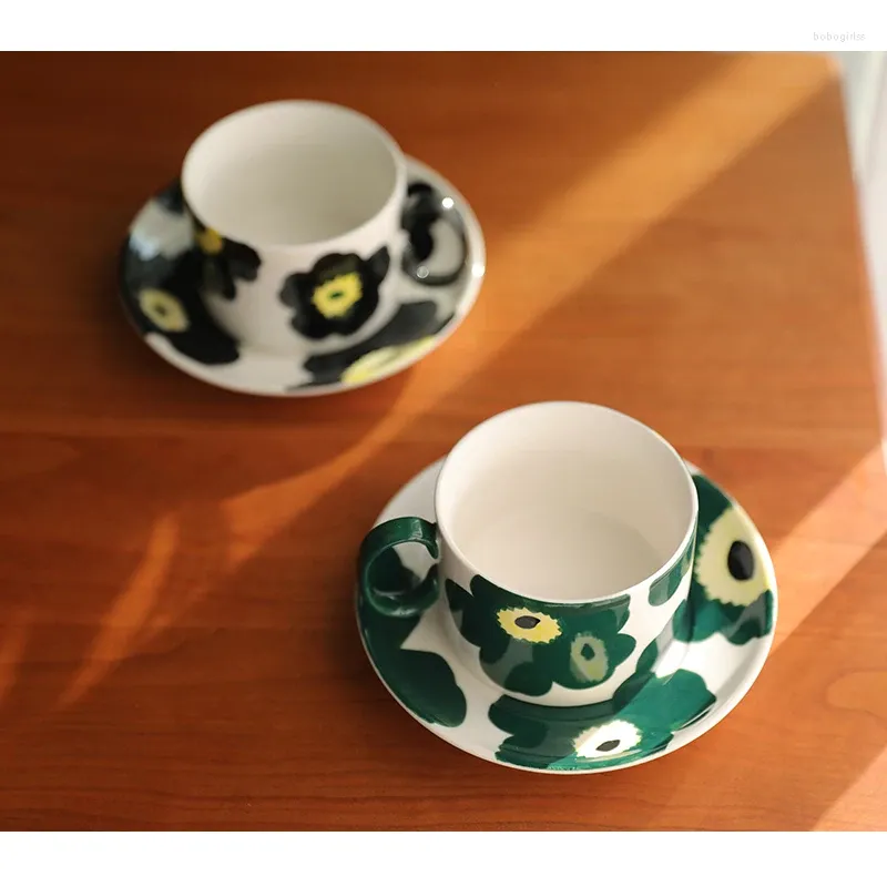 Cups Saucers Nordic Vintage Coffee Cup And Saucer Set Ceramic Creative Luxury Breakfast High Quality Platillo De Taza Mug CuteCup