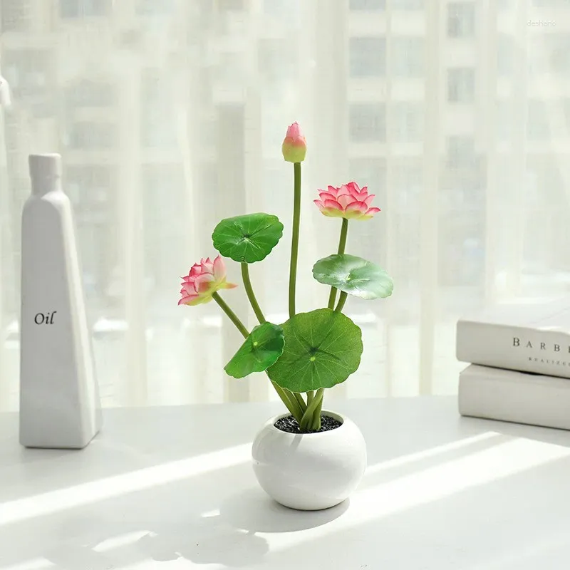 Dekorativa blommor Lotus Små bonsai -tillverkare levererar direkt konstgjorda växter för inredning Simulerad kreativ prydnad