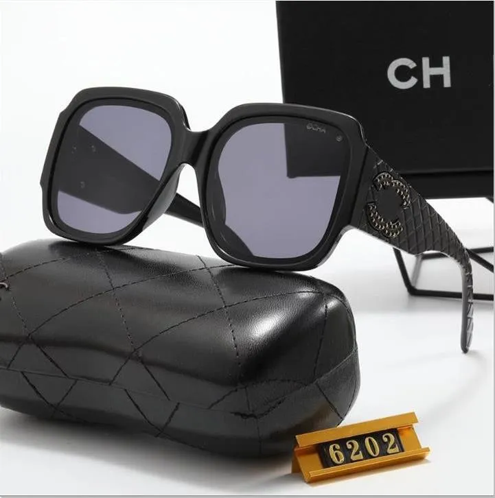 Channel Top Luxury Solglasögon Polaroid Lens Designer Womens Mens Goggle Senior Eyewear For Women Principal Talent Adekvat Readread Sun Glasses With Box
