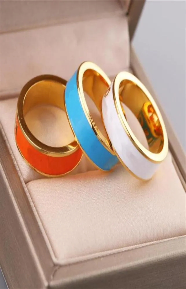 Avec le sac taille 511 Fashion Classic Real Letter Designer Flower Ring For Man Femmes Unisexe Anneaux Men Femme Bijoux 5 Color Cadeaux ACC4559827