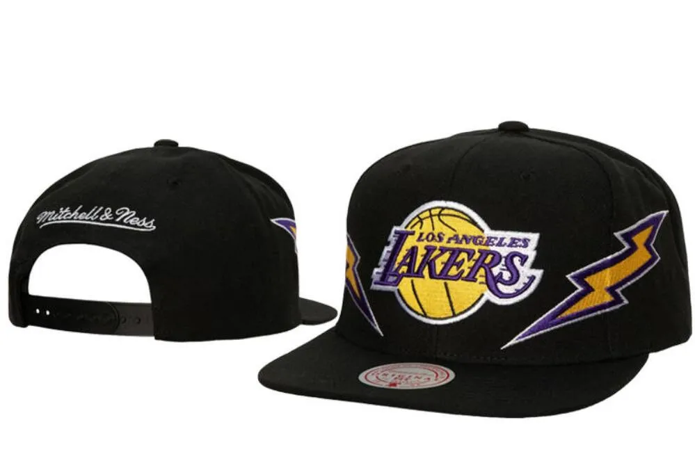 American Basketball "Lakers" Snapback Hats Teams Luxury Designer Finals Champions Locker Room Casquette Sports Hat Strapback Snap Back Justerable Cap A14