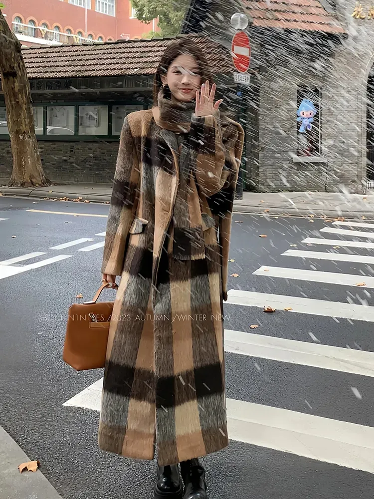 Womens Plaid Woolen Long Coat, High-Grade Winter Trench Coat