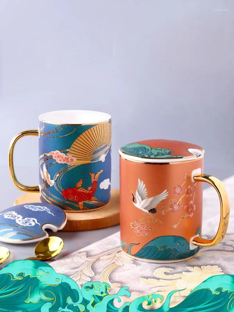 Tasses de café de style chinois couple à boire et à couvercle cuillère de cuillère