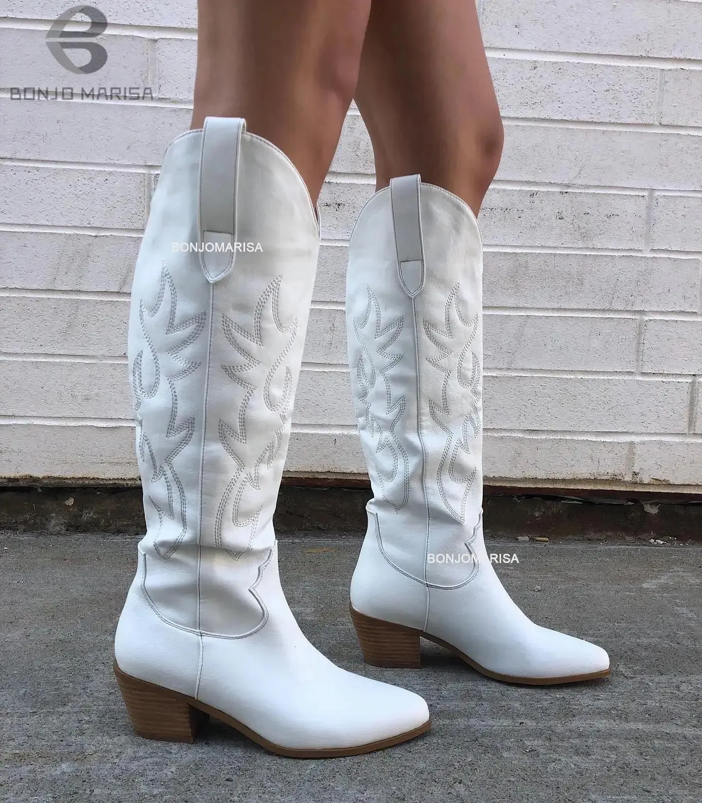 Bonjomarisa White Cowboy Cowgirls Western Boots Bordado Moda Mujeres Botas de rodilla High Diseño Autumn Boots Zapatos 240408