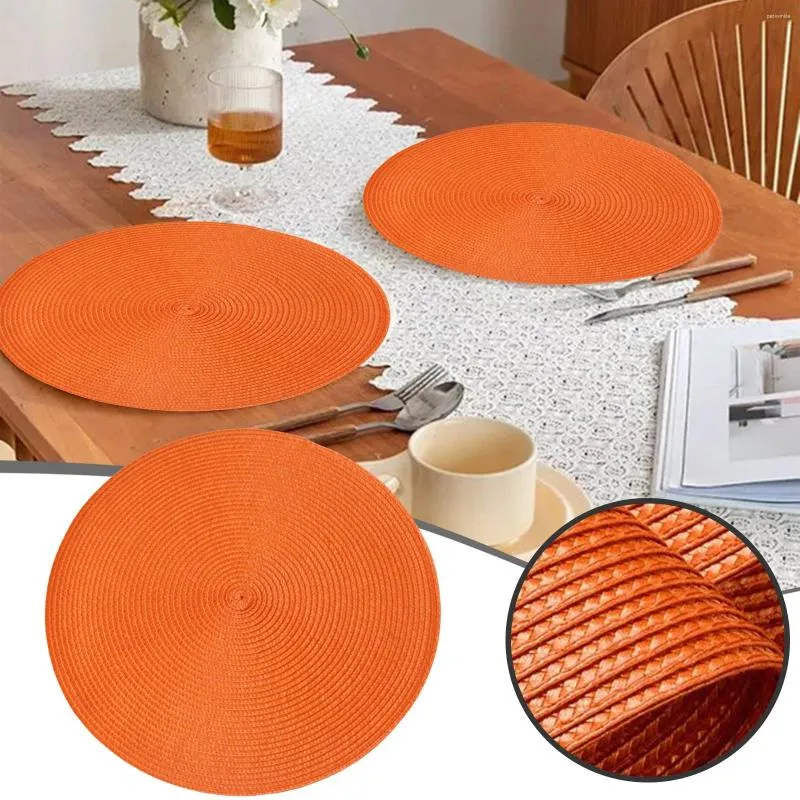 Tavolini rotondi placche di plastica da 15 pollici per tavoli da pranzo Christmas Halloween Woven Waven non slip Place Set