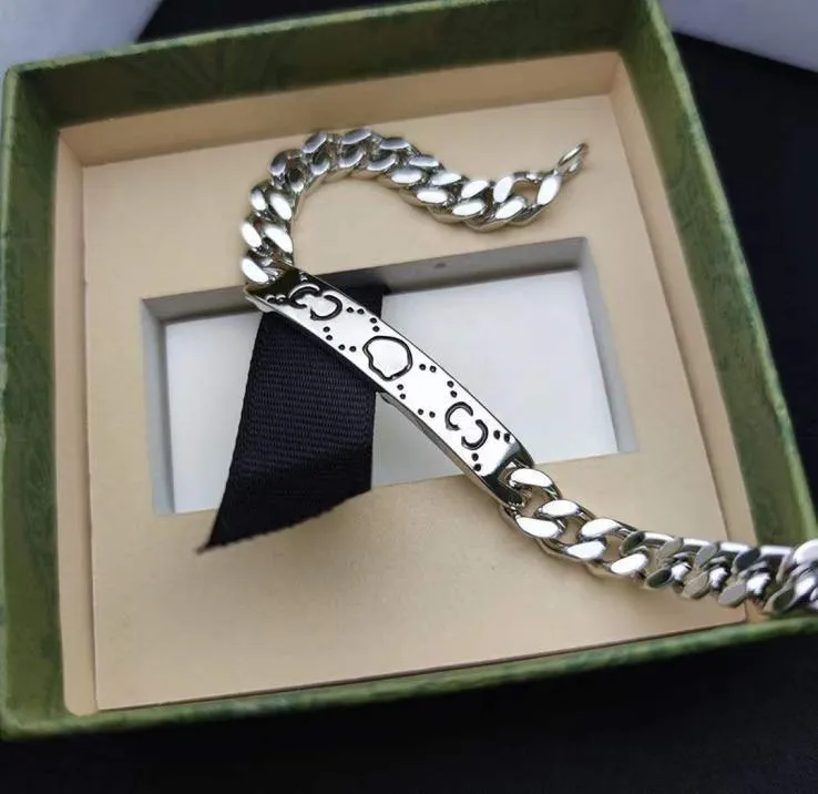 Luxurys Desingers brazalete de encanto nicho hombres y mujeres con el mismo genio monmster calavera amor sin valentera pareja de plata esterlina simple ha6906972