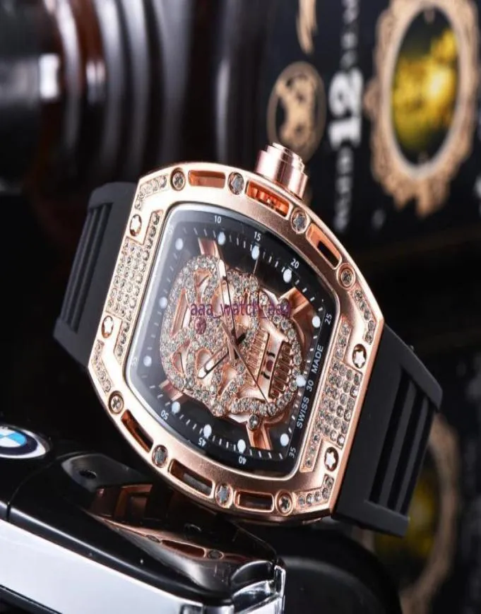 2022 Top Luxury Quartz Watches Корпус из нержавеющей стали 6 -контактные секунды резиновые часы мужские часы Relogio Masculino9482114