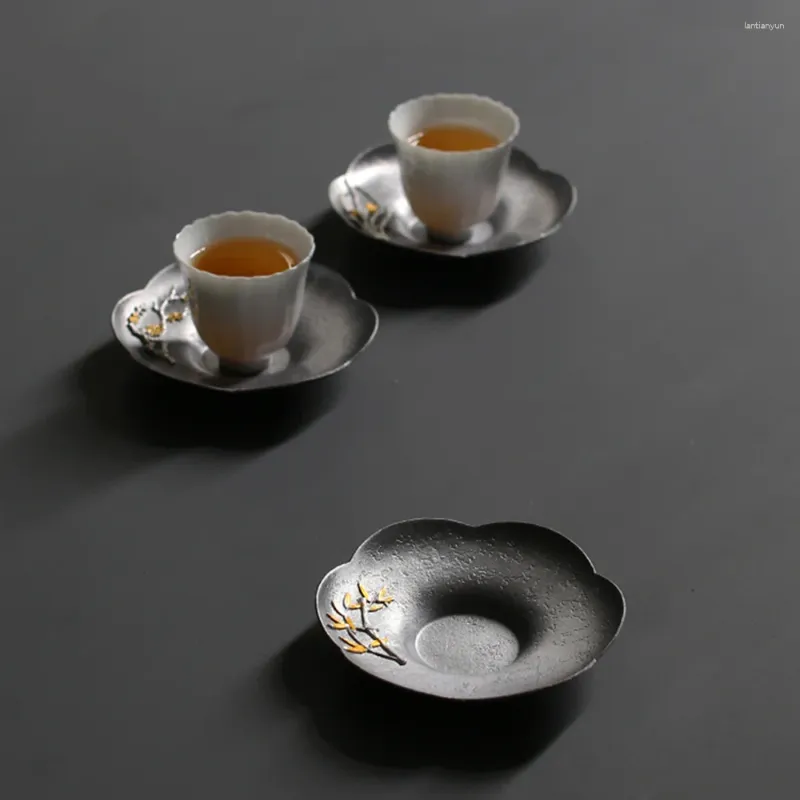 Vassoi di tè in metallo fatto a mano Plum Plum Bamboo Round Coffee Anti Scald Tappet