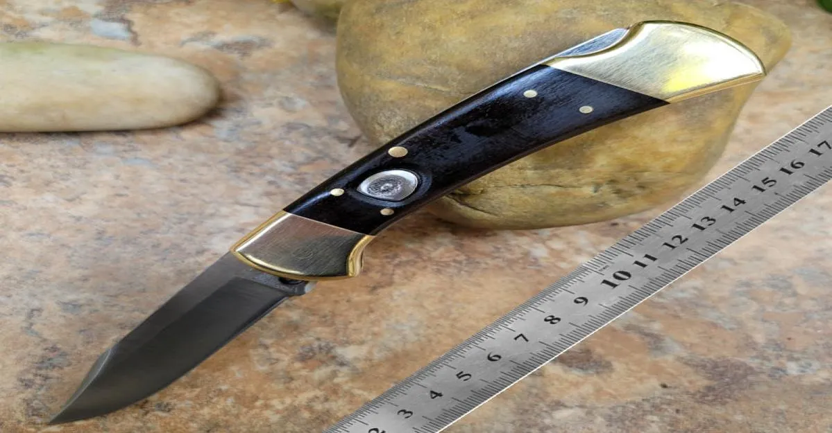 Yeni 2022 Yüksek Kalite 110 112 Pocket Bıçağı Otomatik Bıçak Pirinç Siyah Sandal Ağaç Sap Katlanır Bıçak Aracı Deri Kılıf Renk B5430626