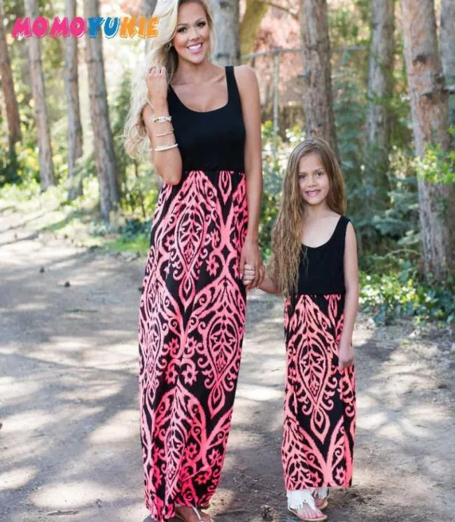 Moeder Dochter Dress Family Matching Outfits Neon Coral Black Damask Maxi Dress Baby Girl Summer Mommy en Me Desse Dresses 2109213668