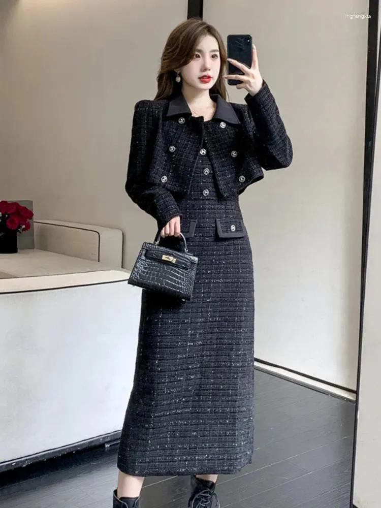 Arbetsklänningar högkvalitativ lyx tweed Tvådelar Set Women Outfits Vintage Short Jack Coat Long Dress Suits Elegant Fashion 2 Sets
