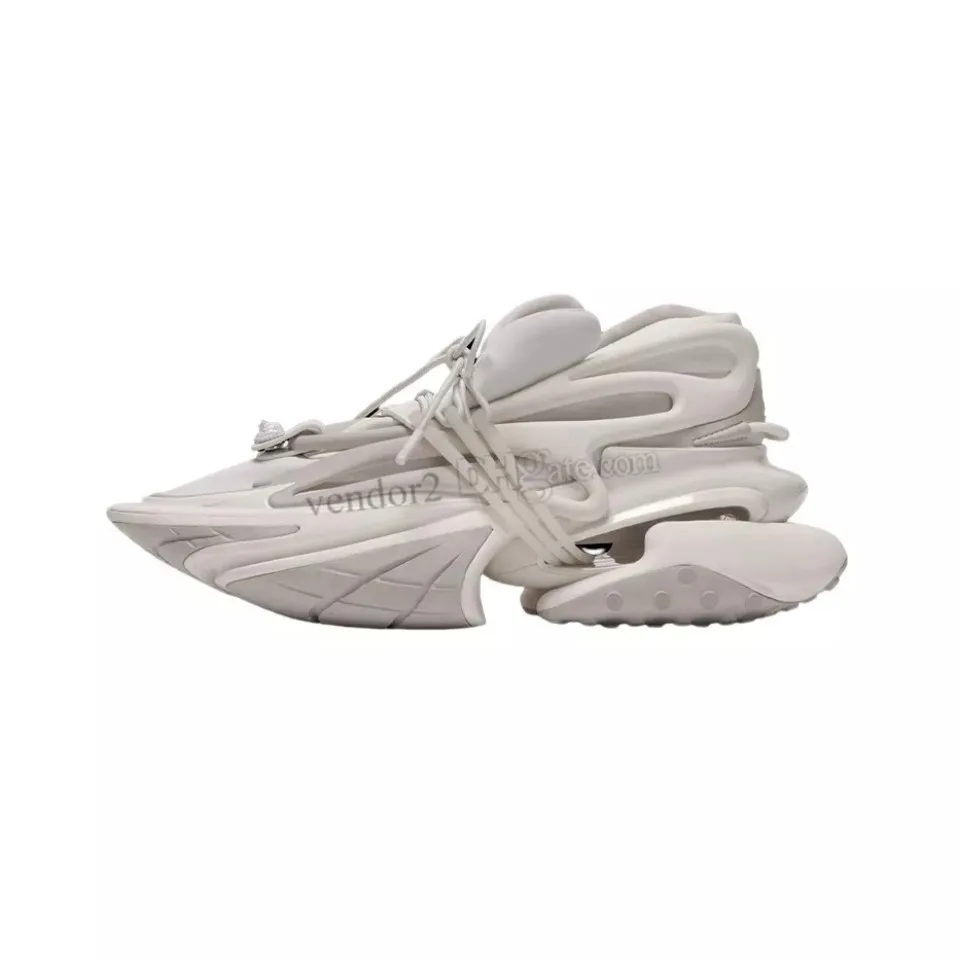 Bulk 2024 Designer Fashion Sport Shoes, Low Top Paneled From