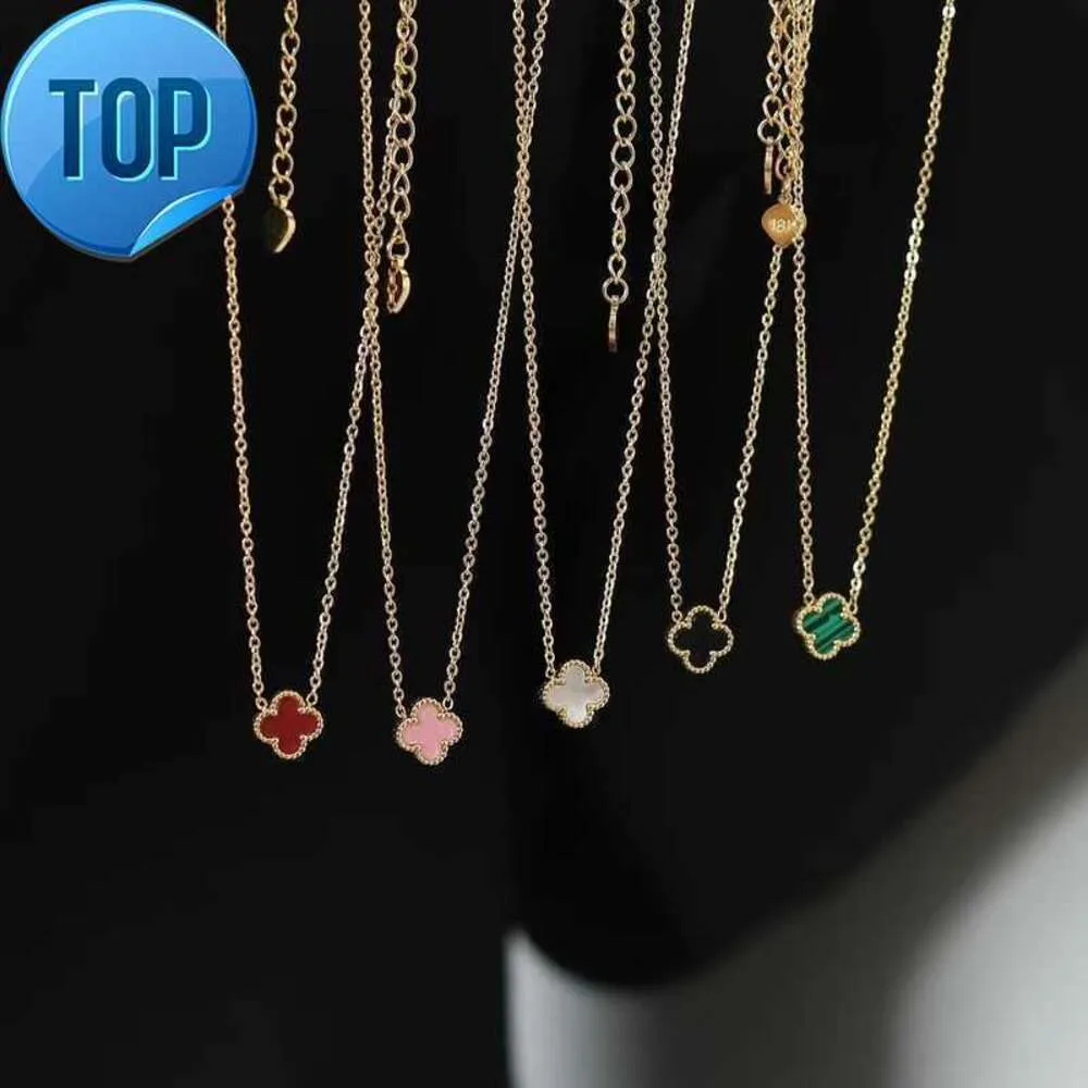 Ny Van Clover Necklace Designer Four Leaf Clover Pendant Small Clover Pendant Titanium Steel Female Summer Fritillaria Advanced Collar Chain