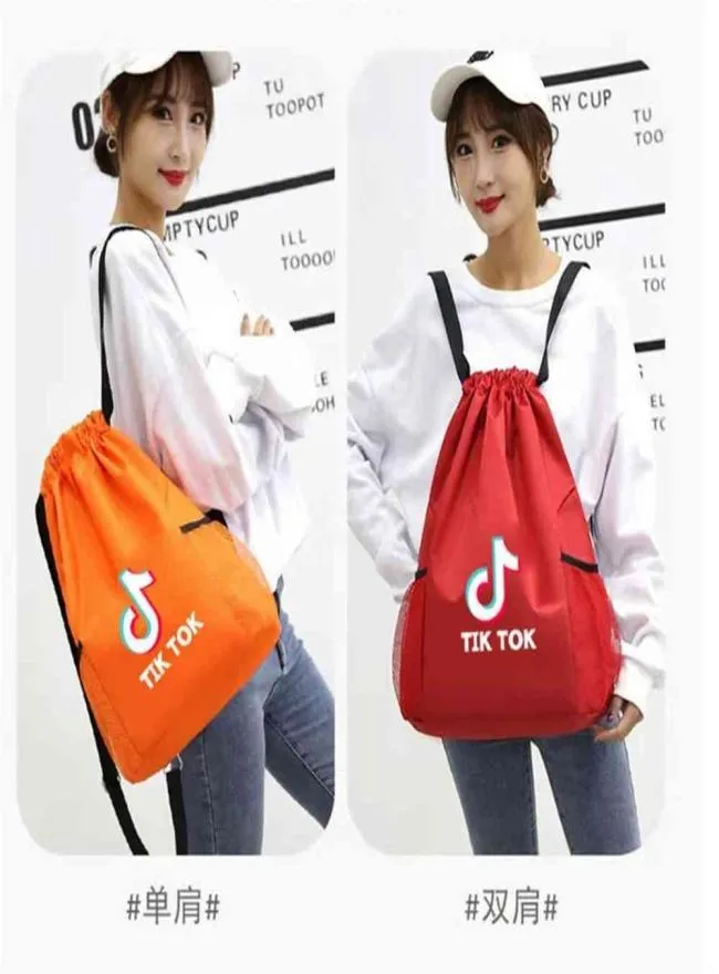 Tiktok Letters Tryckt unisex Pocket Shoulder Pack DrawString Påsar Tiktok Fashion Travel Ryggsäck Stora kapacitet Kvinnor Män Fitness6150167