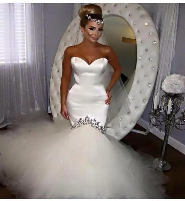 2016 Nya underbara Satin Tulle -applikationer Sweetheart Long Mermaid Wedding Dresses Custom Made Bridal Clows W488130182