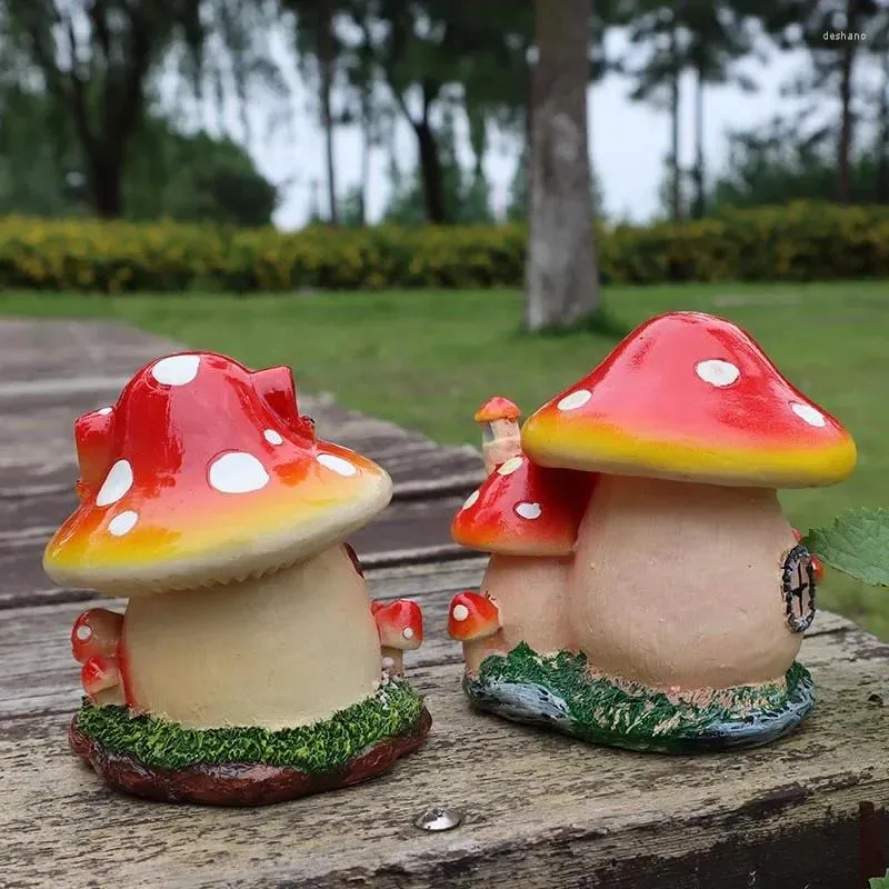 Figurines décoratives Creative Mushroom House Resin Crafts pastoral Décor de maison Ornements Garden Courte Balcon Potted Landscaping