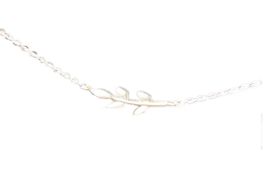 Fashion Sleek Twig Pendant Tree Branch Halsband Bladen Halsband Gold White Rose Three Color Valfritt3263981