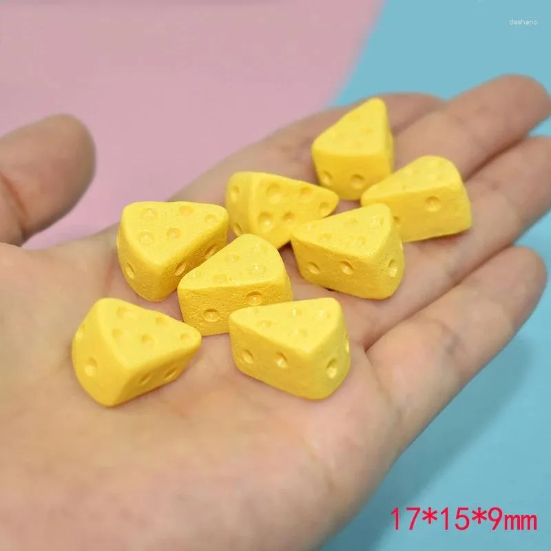 Estatuetas decorativas 10pcs simulação em miniatura de que cheesecake plana resina cabochon kawaii peças de recortes de recados Fit