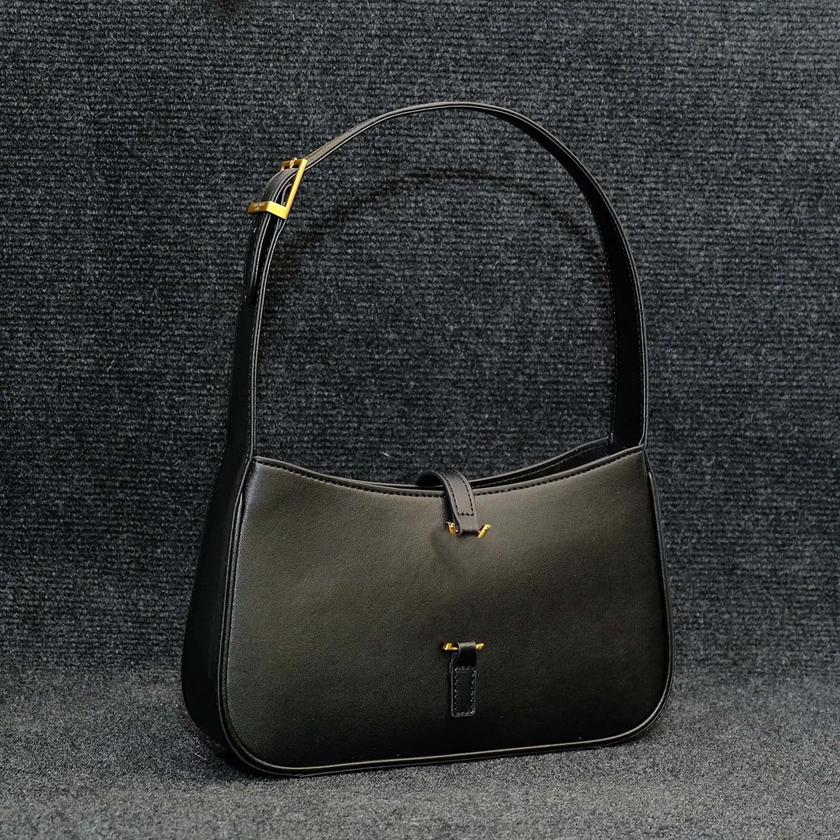 Axelväska för kvinnor designer väska påse armhålväskor klassiska läderhandväskor för damer hink väska crossbody väska gåva för vänner och familj