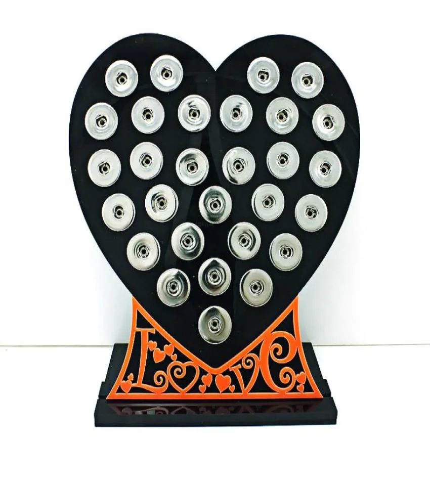 Helt ny 18mm Snap -knapp Display står Fashion Black Acrylic Heart With Letter utbytbara smycken Display Board9891086