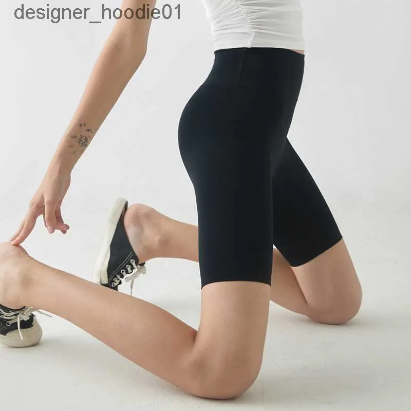 Kobiety damskie Lluu-2024 Wyrównaj jogę krótkie krótkie spodenki rowerowe Mid Rise Kobiety
