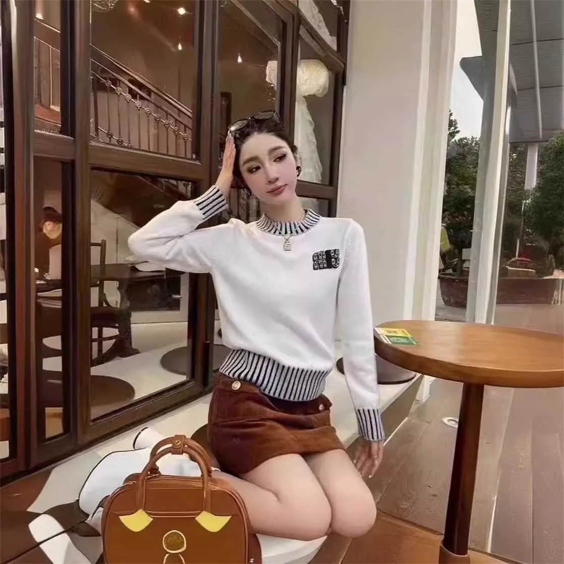 High quality designer clothing Counter Straight Miao Correct Edition Early Spring Versatile Simple Water Embroidery Mesh Red Knitted Sweater Bottom