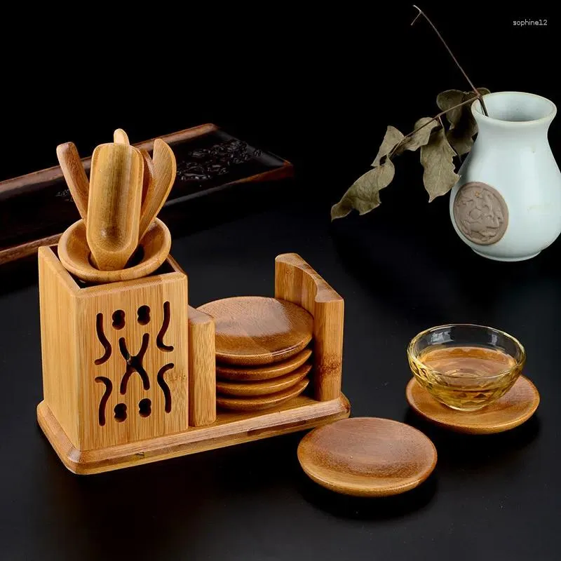 Teaware sätter sex gentleman Tea Set Table Solid Wood Heat Isolation Cup Holder Bamboo -redskap Kinesiska stilceremonitillbehör