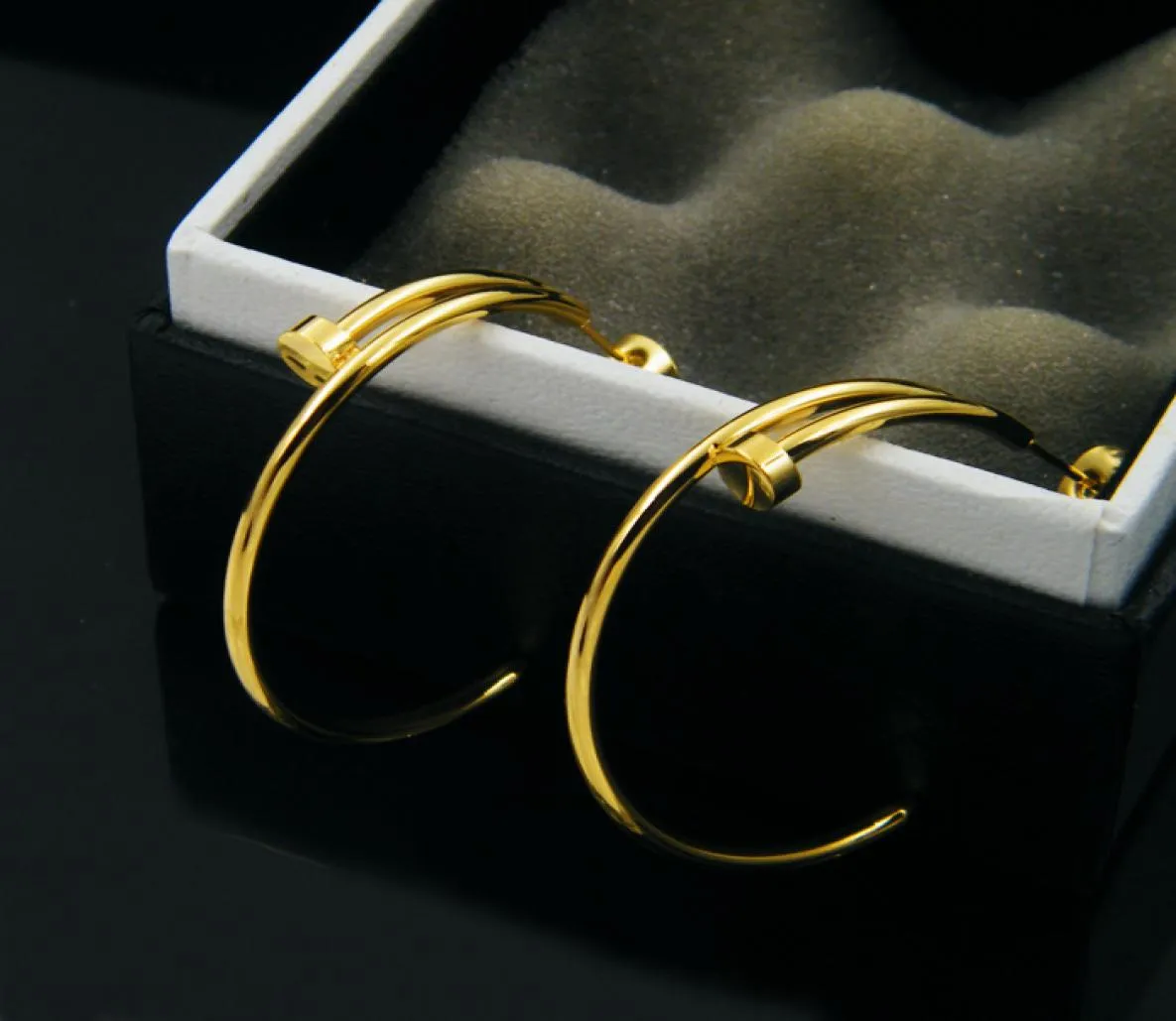 Neuankömmlinge 316L Titanium Stahlnagelhaken Mode -Hoop -Ohrringe Schmuck für Frauen und Mann Hochzeit Geschenke1470843
