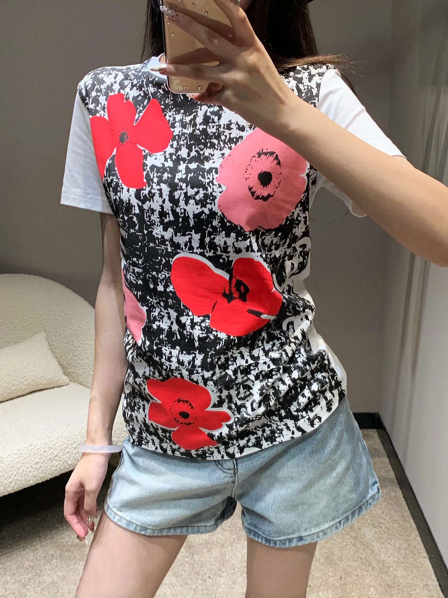 2024 Zomer Vrouwenontwerpers O-Neck Lady Elegant Flower T Shirts Fashion Printing Short Sleeve T-shirts Tees Luxe casual tops