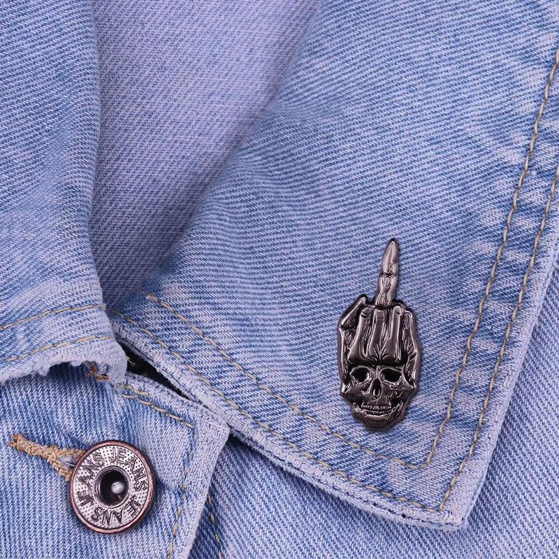 Halloween Vintage Viking Finger Enamel Pin Pin z dzieciństwa film Film cytaty broszka odznaki urocze gry anime Gry