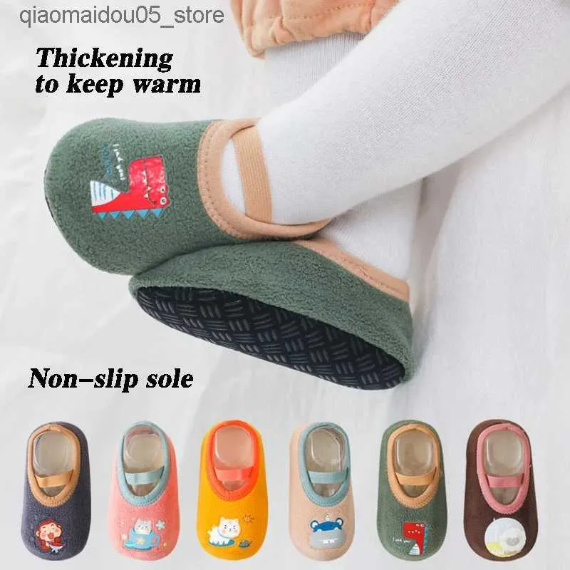 Sneakers Baby non slip socks newborn warm crib shoes with rubber soles suitable for children boys toddlers girls and babies. Cute childrens slippers Q240413