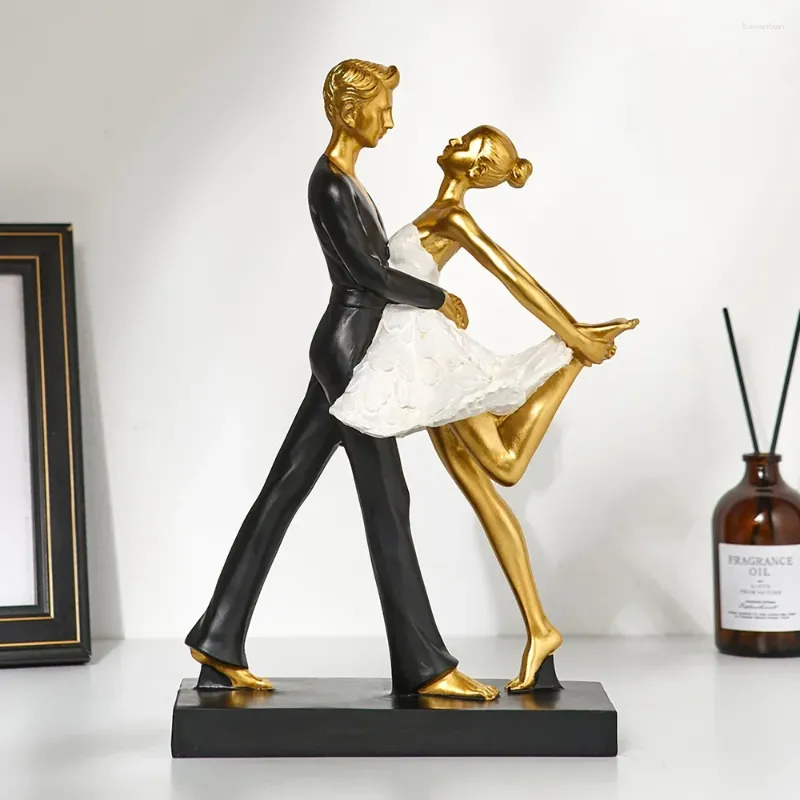 Estatuetas decorativas amantes decoração de quarto decoração de decoração para presentes de casamento figuras figuras dança colecionável para decorações de casa de interiores