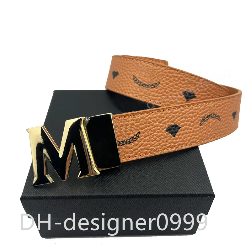 M Luxury Designer Belt Buckle Fashion Veurs en cuir authentique Baltes pour hommes Letter Double Big Big Gold Silver Classical Designer Belt Women