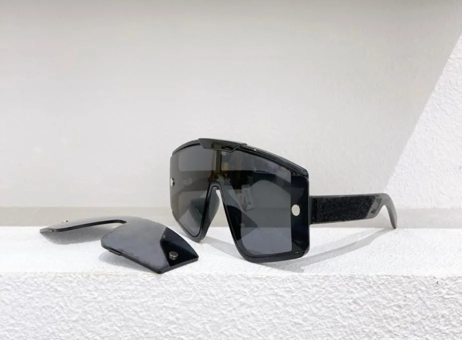 Grandes óculos de sol pretos de escudo mascaram lentes cinza lentes extras intercambiáveis óculos de sol esportivos de tamanho grande para homens mulheres com box4336702