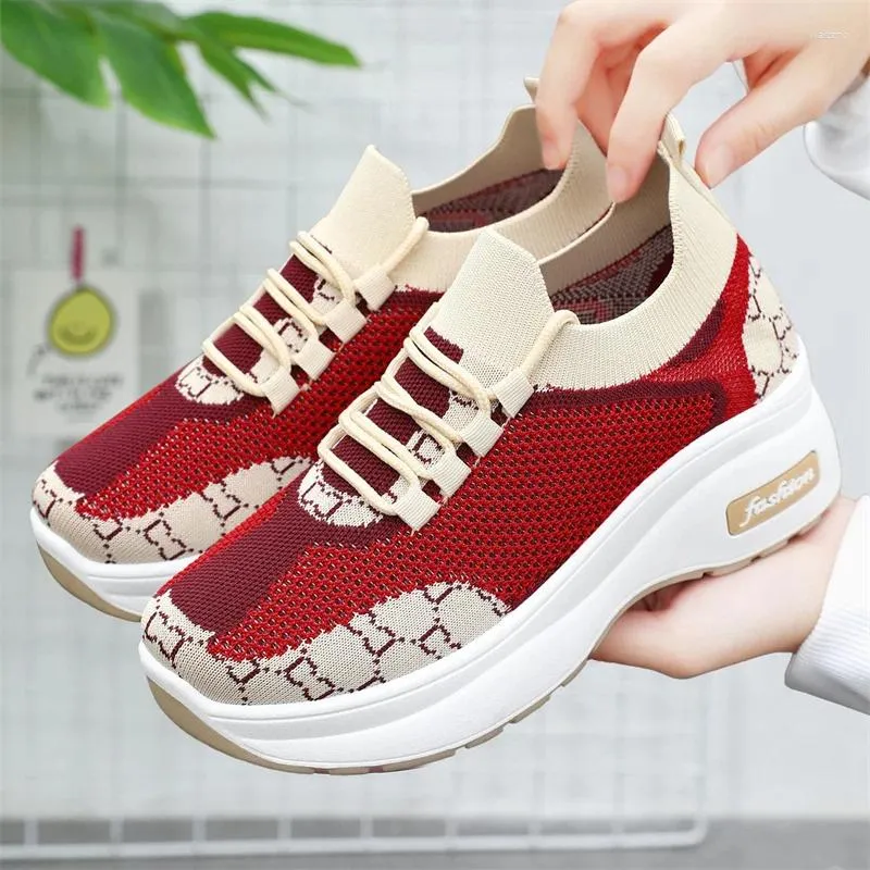 Scarpe casual 2024 Sneakers di moda Sneaker Student Summer Comfort Outdoor Running Mesh Fabric Black Platform