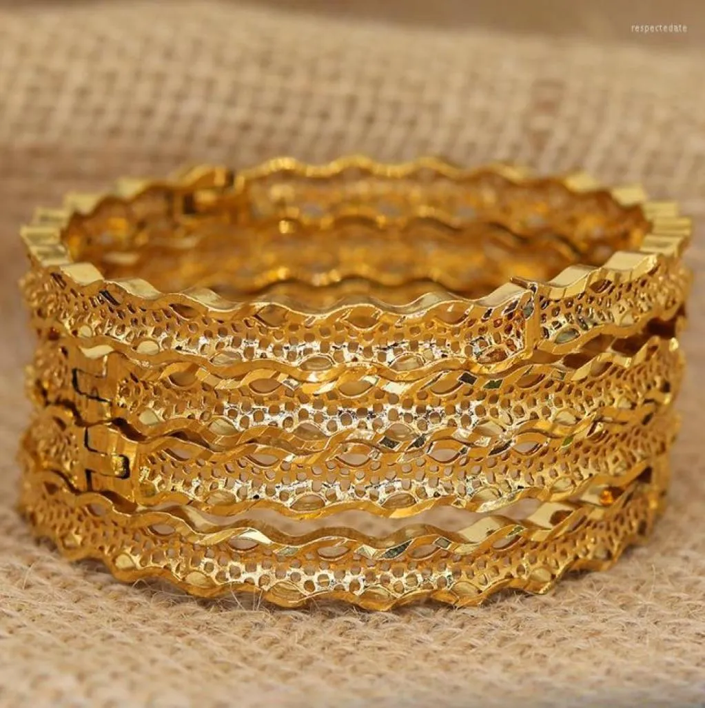 Bangle 4pcllot 24K Saudyjska Bransoletka Arabia Afryka Złota Kolor Etiopski Dubaj Bangles dla kobiet Habesha Jewelry Girls Bride Wedding 5267369