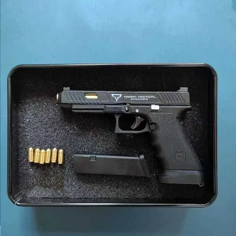 Gun Toys Shell Spray G34 TTI Pit Viper Alloy Empire G17 Montaż broń Model brelokowy Mini Pistol Prezent YQ2404137lJB