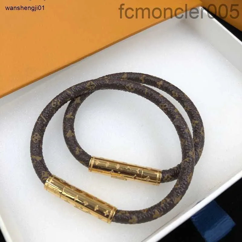 23SS armbanden ontwerper voor vrouwen hoogwaardige armband met doos dames mannen lederen armbanden bruine oude bloembrief liefhebbers charme armband iqjz