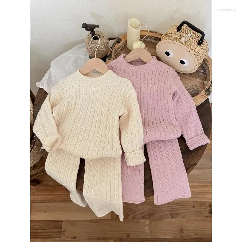 Kläder sätter flickors vintervridna stickade topp två-stycken byxor baby girl casual western stil tröja kostym