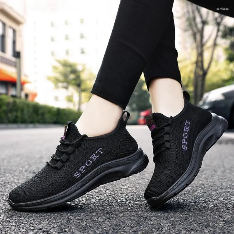 Zapatos informales para mujeres 2024 Autumn Women's Sports Single Flying Knitting