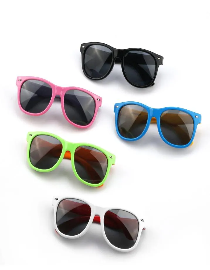 factory wholesale Fashion luxury kids sun glasses quick designer soft polarised baby eye protect eyewear sunglasses for children7824424