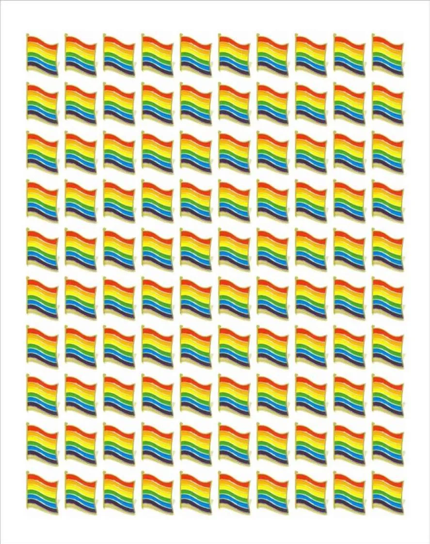 Cały 100pcs gejowskie szpilki dumy LGBTQ Rainbow Flag Brooch Pins for Ubrania Dekoracja H1018242B5479046