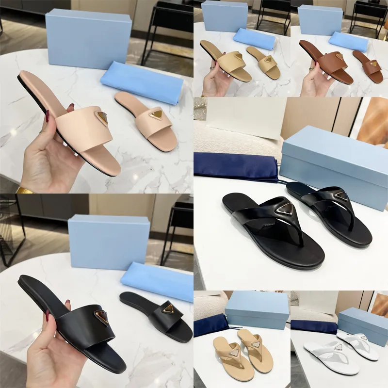 2024 sandálias de designer de luxo chinelos para mulheres deslizantes deslizantes de couro triângulos de moda de moda sala de tendência sapatos de praia marcas chinelos planos chinelos de clhaquettes