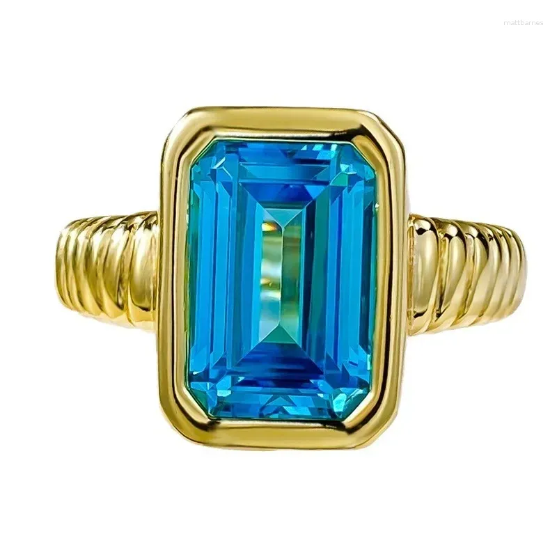 Ringos de cluster Spring Qiaoer 925 Prata esterlina 8 11mm Emerald Cut Labor